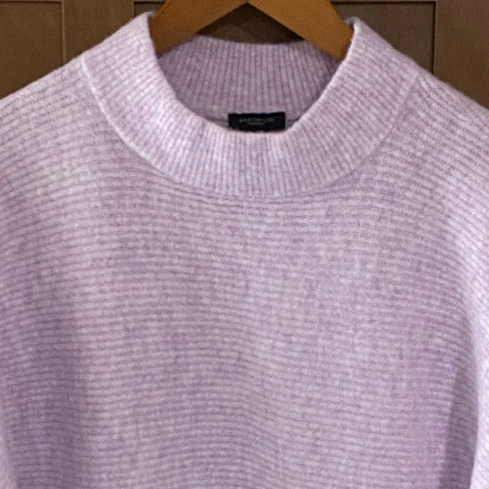 Ann Taylor Factory Cozy Ribbed Balloon Sleeve Sweater Size Medium - Picture 6 of 15